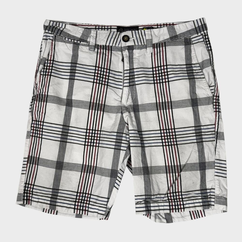 American Rag Slim Fit Size 33 White Gray Black Plaid Shorts 100% Cotton